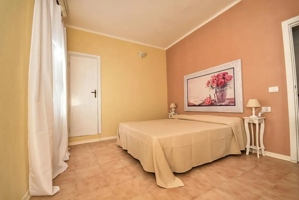 Domus Regia Hotel Olbia Guest house